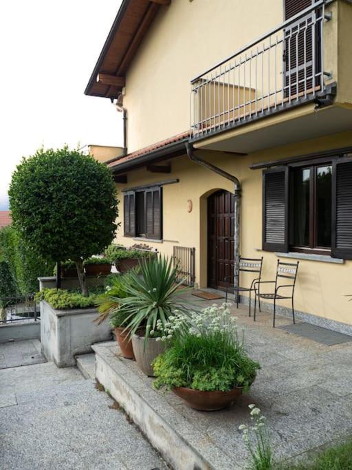 La Tua Villa Sul Lago - Casa Kollegger Luino Exterior foto