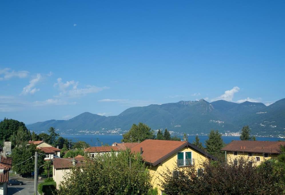 La Tua Villa Sul Lago - Casa Kollegger Luino Exterior foto