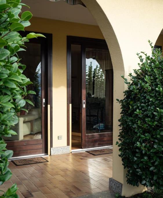 La Tua Villa Sul Lago - Casa Kollegger Luino Exterior foto